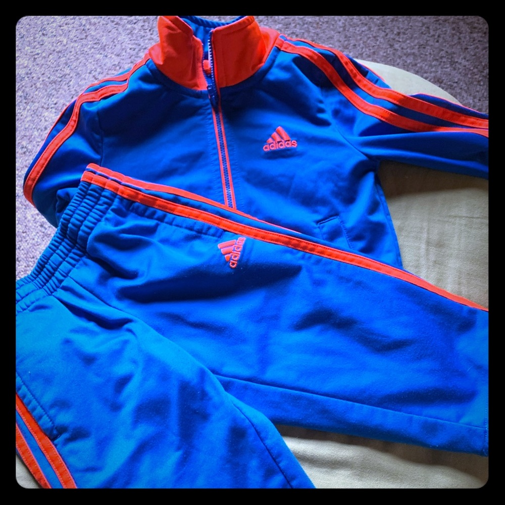 2t adidas track suit